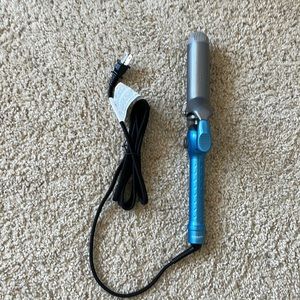 BABYLISSPRO® NANO TITANIUM™ 1½" SPRING CURLING IRON